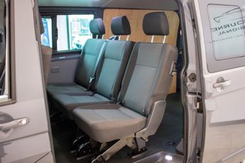 VOLKSWAGEN TRANSPORTER 2.0 TDI T32 Highline Kombi 5dr Diesel DSG FWD LWB Euro 6 (s/s) (