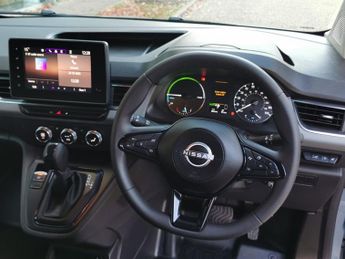 NISSAN TOWNSTAR 45kWh Acenta Panel Van 6dr Electric Auto L1 (122 ps)