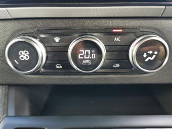 NISSAN TOWNSTAR 45kWh Acenta Panel Van 6dr Electric Auto L1 (122 ps)