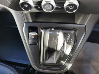 NISSAN TOWNSTAR 45kWh Acenta Panel Van 6dr Electric Auto L1 (122 ps)