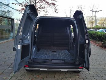 NISSAN TOWNSTAR 45kWh Acenta Panel Van 6dr Electric Auto L1 (122 ps)