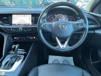 VAUXHALL INSIGNIA 2.0 Turbo D BlueInjection Elite Nav Sports Tourer 5dr Diesel Aut