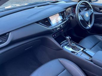 VAUXHALL INSIGNIA 2.0 Turbo D BlueInjection Elite Nav Sports Tourer 5dr Diesel Aut