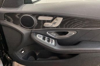 MERCEDES-BENZ C-CLASS 2.0 C300de 13.5kWh AMG Line Edition (Premium) Saloon 4dr Diesel 