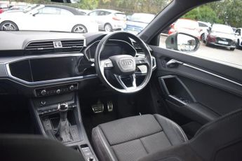 AUDI Q3 1.5 TFSI CoD 35 S line Sportback 5dr Petrol S Tronic Euro 6 (s/s