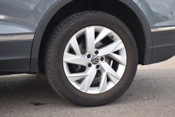 VOLKSWAGEN TIGUAN ALLSPACE 1.5 TSI Life SUV 5dr Petrol DSG Euro 6 (s/s) (150 ps)
