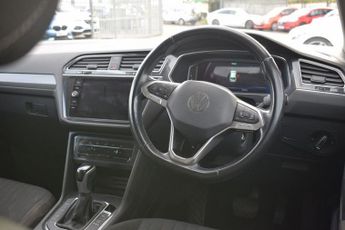 VOLKSWAGEN TIGUAN ALLSPACE 1.5 TSI Life SUV 5dr Petrol DSG Euro 6 (s/s) (150 ps)