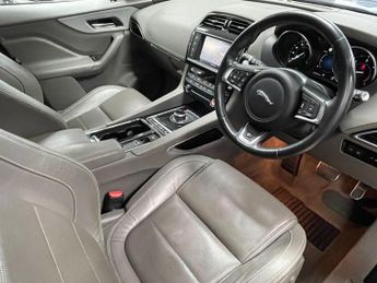 JAGUAR F-PACE 2.0 D180 R-Sport SUV 5dr Diesel Auto Euro 6 (s/s) (180 ps)