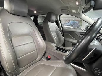 JAGUAR F-PACE 2.0 D180 R-Sport SUV 5dr Diesel Auto Euro 6 (s/s) (180 ps)