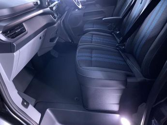 FORD TRANSIT CUSTOM 2.0 300 EcoBlue Sport Panel Van 5dr Diesel Auto L1 H1 Euro 6 (s/