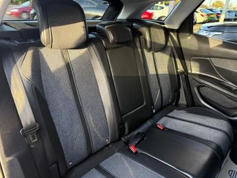 PEUGEOT 3008 1.2 PureTech Allure SUV 5dr Petrol EAT Euro 6 (s/s) (130 ps)