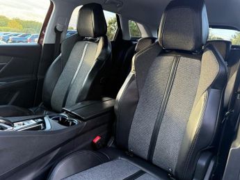 PEUGEOT 3008 1.2 PureTech Allure SUV 5dr Petrol EAT Euro 6 (s/s) (130 ps)