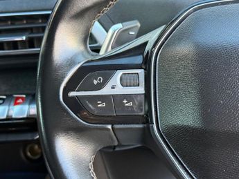 PEUGEOT 3008 1.2 PureTech Allure SUV 5dr Petrol EAT Euro 6 (s/s) (130 ps)