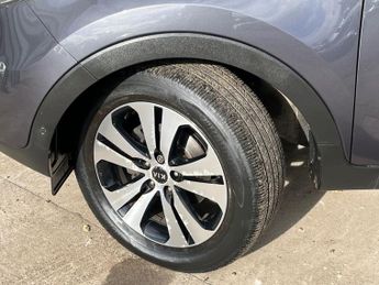 KIA SPORTAGE 2.0 CRDi KX-4 SUV 5dr Diesel Auto AWD Euro 5 (181 bhp)