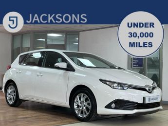Toyota Auris 1.2 VVT-i Business Edition Hatchback 5dr Petrol Manual Euro 6 (s