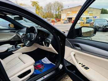 BMW 5 SERIES 2.0 520d M Sport Touring 5dr Diesel Auto Euro 6 (s/s) (190 ps)