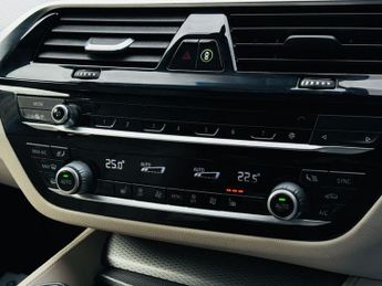 BMW 5 SERIES 2.0 520d M Sport Touring 5dr Diesel Auto Euro 6 (s/s) (190 ps)