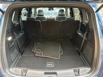 FORD S-MAX 2.5h Duratec ST-Line MPV 5dr Petrol Hybrid CVT Euro 6 (s/s) (190