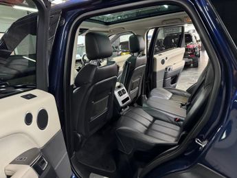 LAND ROVER RANGE ROVER SPORT 3.0 SD V6 HSE SUV 5dr Diesel Auto 4WD Euro 6 (s/s) (306 ps)