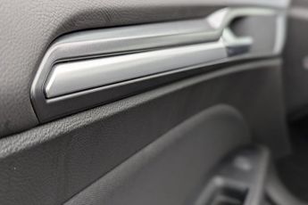 FORD MONDEO 1.6 TDCi ECOnetic Zetec Hatchback 5dr Diesel Manual (s/s) (115 p