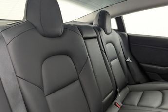 TESLA Model 3 (Dual Motor) Long Range Saloon 4dr Electric Auto 4WDE (346 ps)