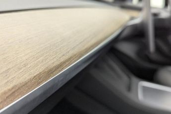 TESLA Model 3 (Dual Motor) Long Range Saloon 4dr Electric Auto 4WDE (346 ps)