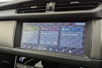JAGUAR XF 2.0i Portfolio GPF Sportbrake 5dr Petrol Auto Euro 6 (s/s) (250