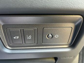 LAND ROVER RANGE ROVER EVOQUE 2.0 TD4 HSE Dynamic SUV 5dr Diesel Auto 4WD Euro 6 (s/s) (180 ps