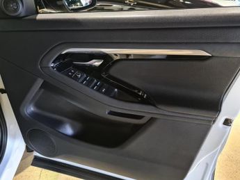 LAND ROVER RANGE ROVER EVOQUE 2.0 D200 MHEV R-Dynamic S SUV 5dr Diesel Auto 4WD Euro 6 (s/s) (