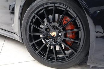 PORSCHE PANAMERA 3.0D V6 Hatchback 5dr Diesel TiptronicS Euro 5 (s/s) (300 ps)