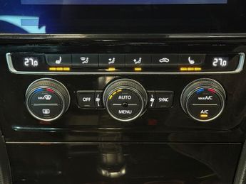 VOLKSWAGEN GOLF 2.0 TSI R Hatchback 5dr Petrol DSG 4Motion Euro 6 (s/s) (300 ps)