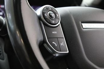 LAND ROVER DISCOVERY 3.0 TD V6 HSE SUV 5dr Diesel Auto 4WD Euro 6 (s/s) (258 ps)