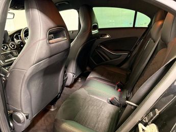 MERCEDES-BENZ A-CLASS 2.1 A200d AMG Line Hatchback 5dr Diesel 7G-DCT Euro 6 (s/s) (136