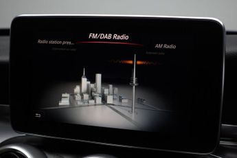 MERCEDES-BENZ C-CLASS 2.1 C250d AMG Line (Premium Plus) Saloon 4dr Diesel G-Tronic+ Eu