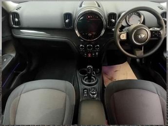 MINI COUNTRYMAN 1.5 Cooper Classic SUV 5dr Petrol Steptronic Euro 6 (s/s) (136 p