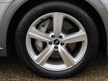 AUDI E-TRON 50 Technik SUV 5dr Electric Auto quattro 71.2kWh (313 ps)