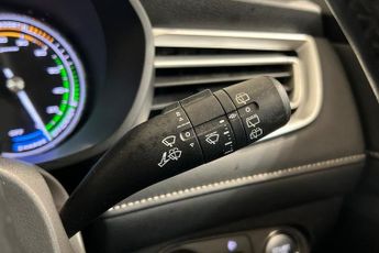 MG 5 52.5kWh Exclusive Estate 5dr Electric Auto (156 ps) Rear Parking