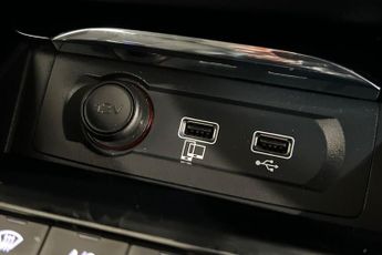 MG MG 5 52.5kWh Exclusive Estate 5dr Electric Auto (156 ps) Rear Parking