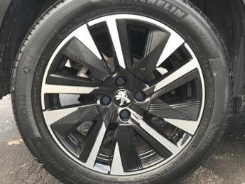 PEUGEOT 2008 1.2 PureTech GT Line SUV 5dr Petrol EAT Euro 6 (s/s) (130 ps)
