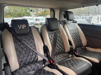 FORD TOURNEO CUSTOM 2.0 320 EcoBlue Titanium Minibus Double Cab 5dr Diesel Auto L2 E