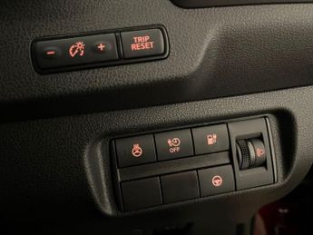 NISSAN LEAF 39kWh Tekna Hatchback 5dr Electric Auto (150 ps)