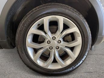 LAND ROVER DISCOVERY SPORT 2.0 TD4 HSE SUV 5dr Diesel Auto 4WD Euro 6 (s/s) (180 ps)