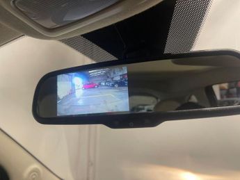 FIAT 500 1.2 Lounge Hatchback 3dr Petrol Dualogic Euro 6 (s/s) (69 bhp)