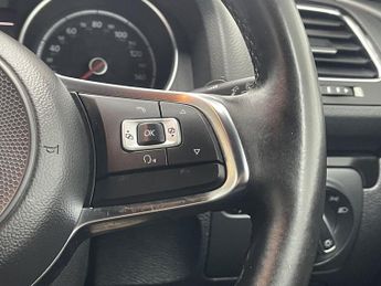 VOLKSWAGEN SCIROCCO 2.0 TSI BlueMotion Tech GT Hatchback 3dr Petrol DSG Euro 6 (s/s)