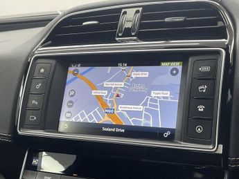 JAGUAR XE 2.0 GTDi R-Sport Saloon 4dr Petrol Auto Euro 6 (s/s) (200 ps)