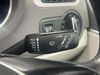 VOLKSWAGEN POLO 1.2 TSI BlueMotion Tech beats Hatchback 5dr Petrol DSG Euro 6 (s