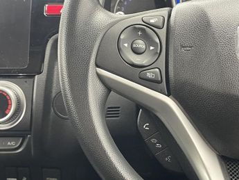 HONDA JAZZ 1.3 i-VTEC SE Navi Hatchback 5dr Petrol CVT Euro 6 (s/s) (102 ps