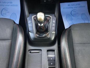 FORD FOCUS 1.0T EcoBoost ST-Line X Hatchback 5dr Petrol Manual Euro 6 (s/s)