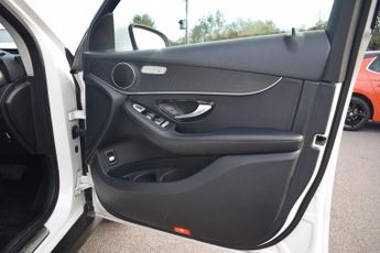 MERCEDES-BENZ GLC 2.0 GLC250 Sport SUV 5dr Petrol G-Tronic+ 4MATIC Euro 6 (s/s) (2