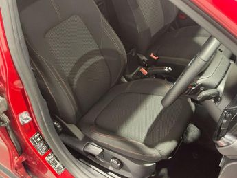 FORD PUMA 1.0T EcoBoost MHEV ST-Line SUV 5dr Petrol Hybrid DCT Euro 6 (s/s